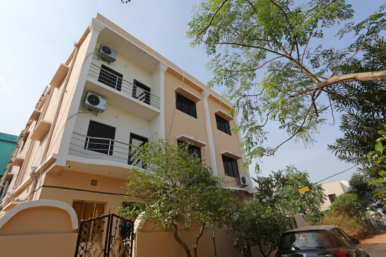 Oyo 24317 Aditya Guest House 3 Bhubaneswar Exterior photo